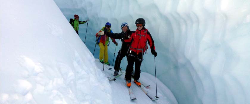 Freeride Glacier Skiing Mountain Guide Zermatt